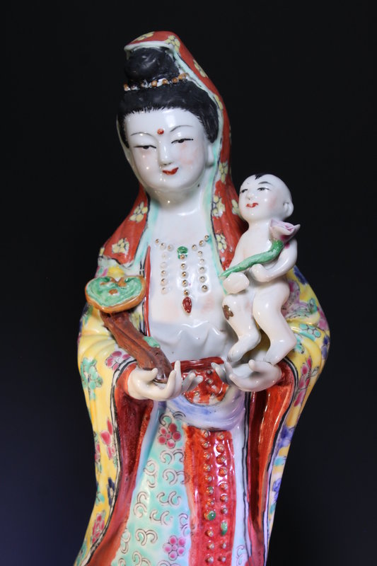 Chinese Famille Rose-Enameled Standing Guanyin,