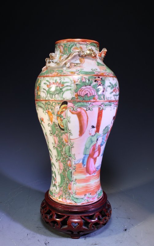 Chinese Export Famille Rose Enameled Porcelain Vase,