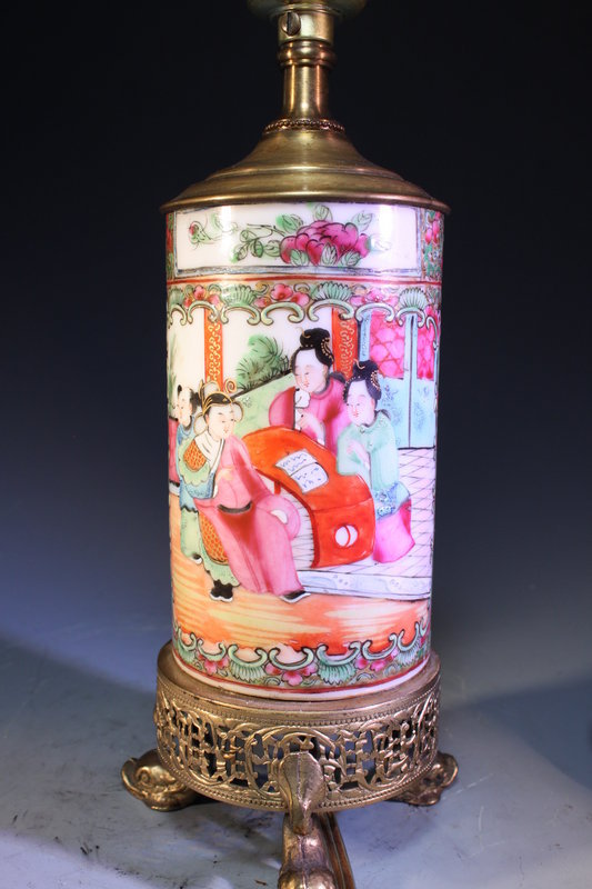 Chinese Export Famille Rose Porcelain Vase,