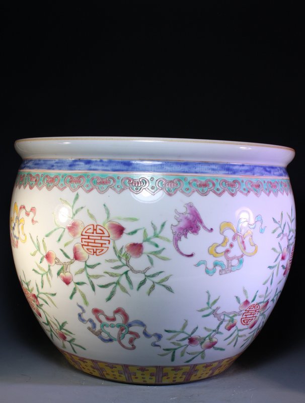 Fine Chinese Famille Rose Porcelain Fish Bowl,