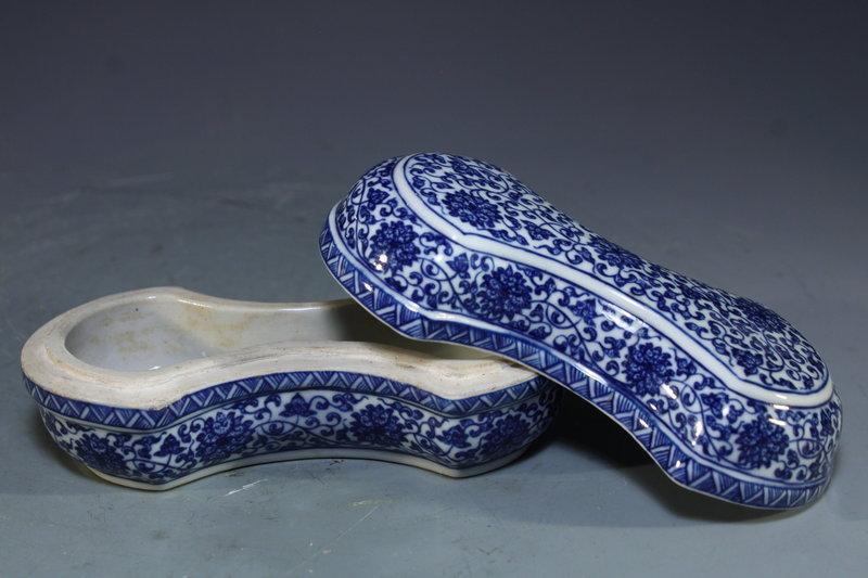 Chinese Blue-and-White Porcelain Lidded Box,