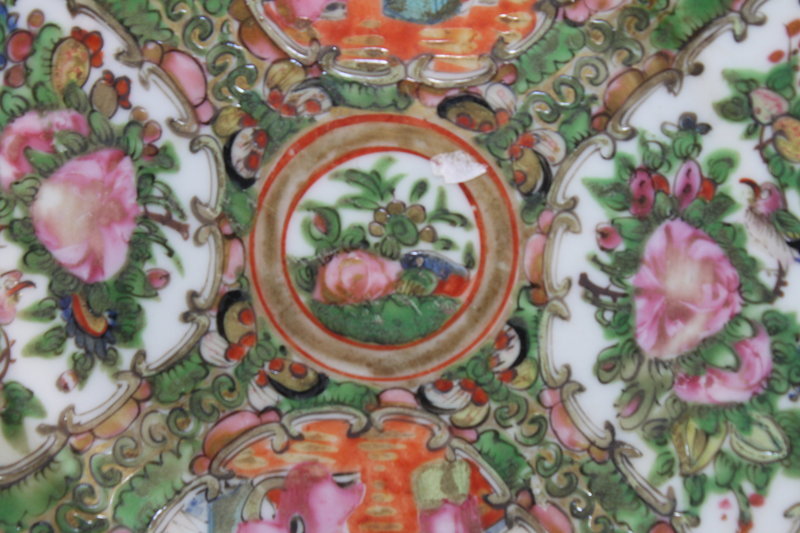Chinese Rose Medallion Enameled Porcelain Plate