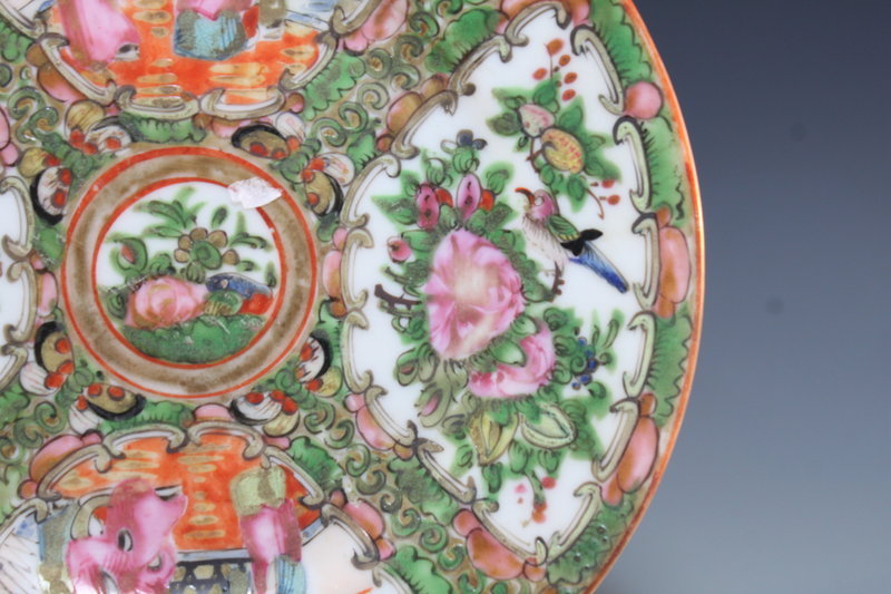 Chinese Rose Medallion Enameled Porcelain Plate