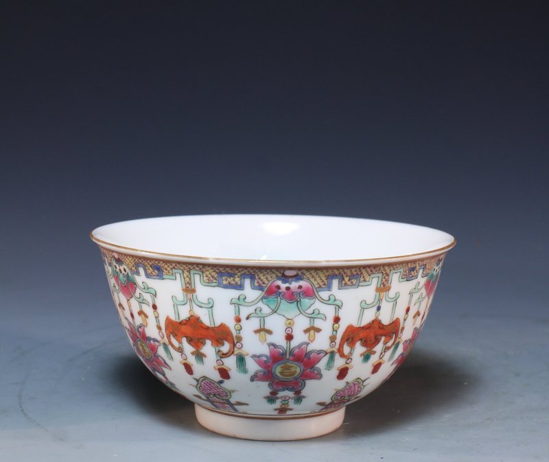 Superb Pair of Chinese Famille Rose Bowls,