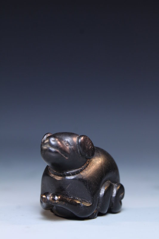 Antique Carved Ebony Netsuke of a Dog. Meiji Pd.