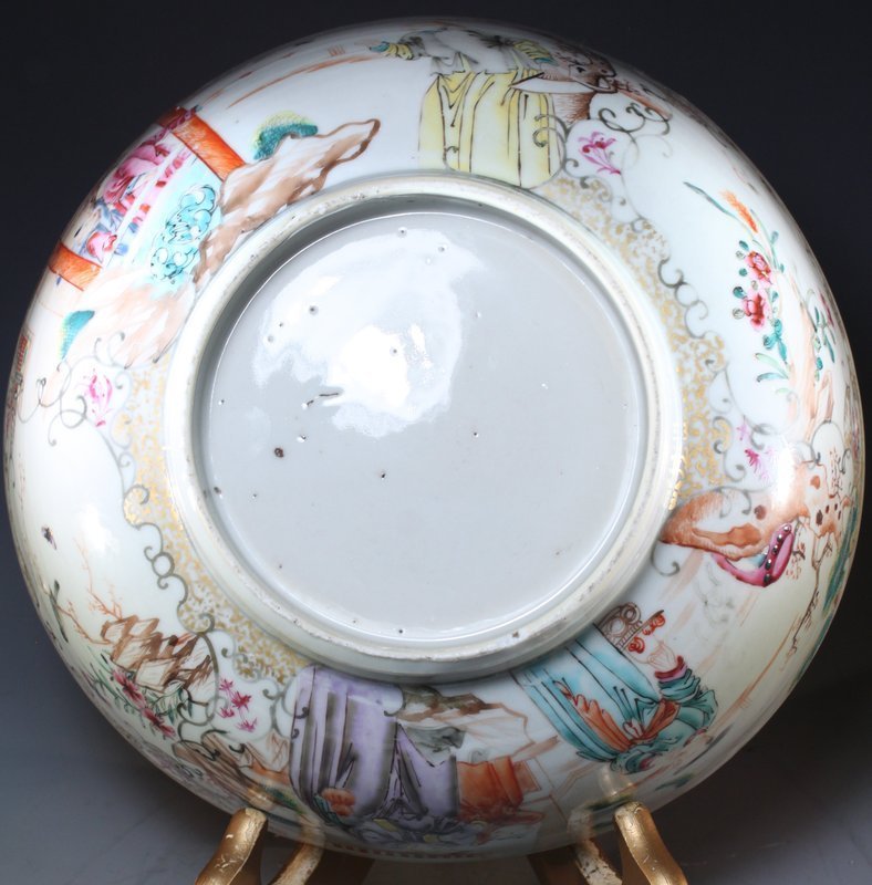 Antique Chinese Export Famille Rose Porcelain Bowl.