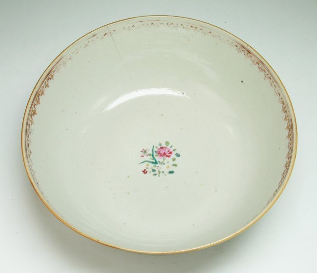 Antique Chinese Export Famille Rose Porcelain Bowl.