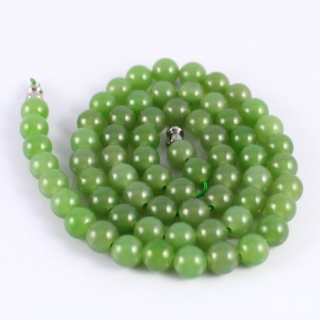 Chinese Natural Green Hetian Jade Necklace.