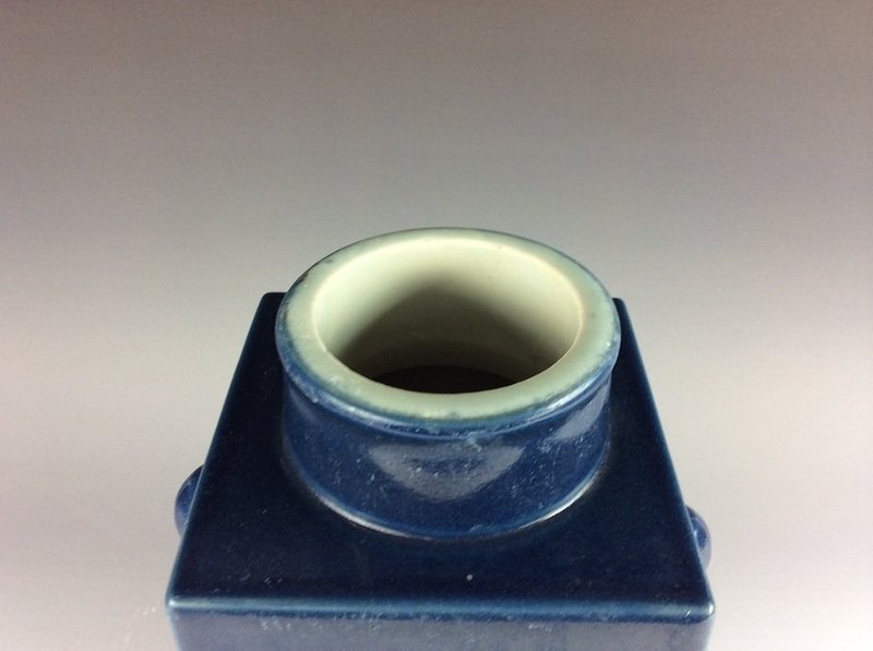 19th C. Fine Chinese Porcelain Vase.