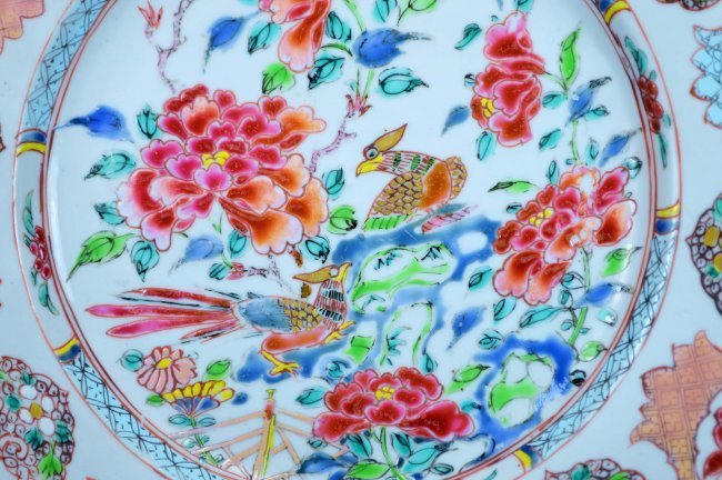 Chinese Yongzheng Gilt Porcelain Plate, 16th/17th C.