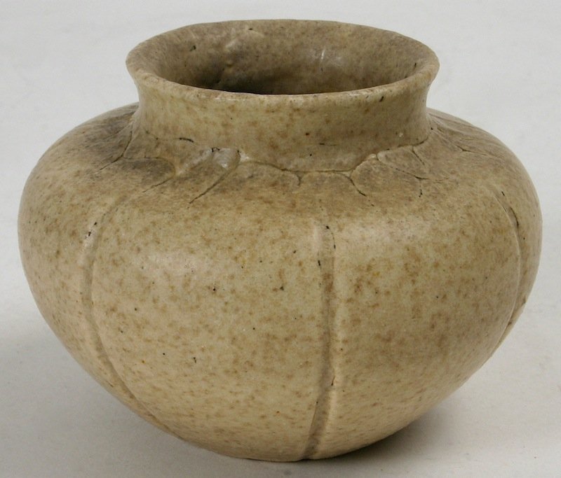Grueby Arts and Crafts pottery globular vase