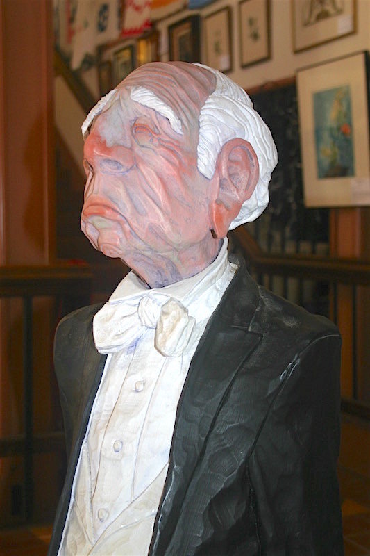 Jack Dowd sculpture - Hawes the Butler