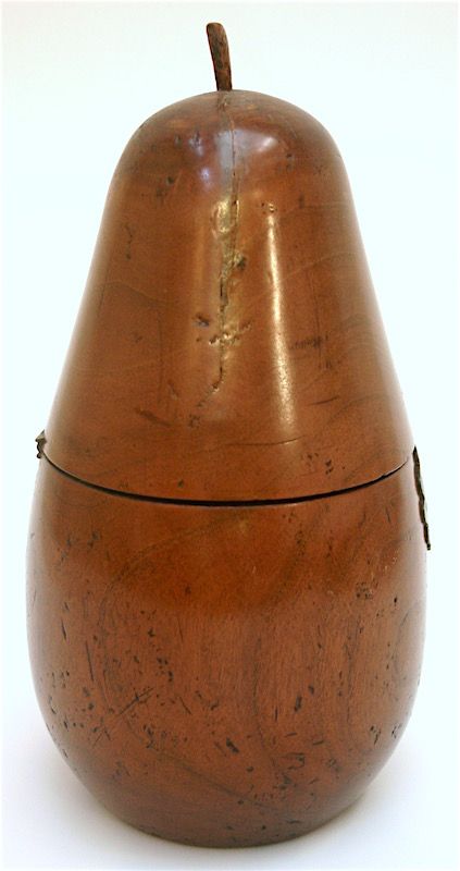 English Georgian pear shaped tea caddy, 18th C.