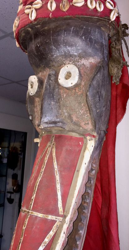African carved Crocodile mask - Mano tribe