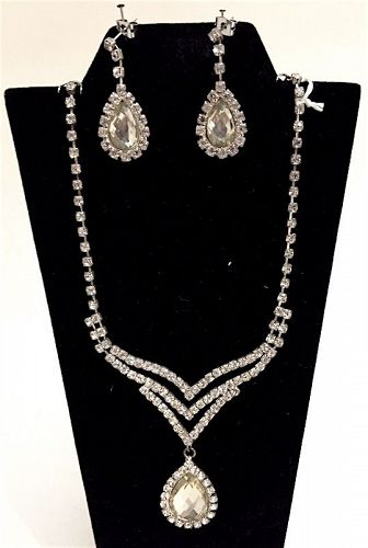 Vintage Rhinestone Art Deco necklace and earrings set