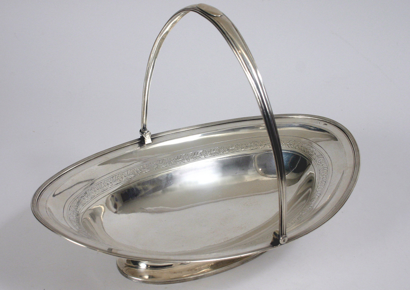 Georgian sterling silver cake basket by Hennell, 1800