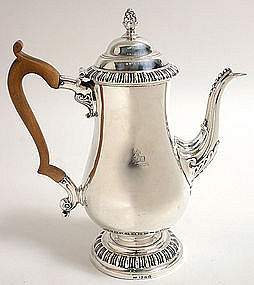 George III sterling silver baluster coffee pot, 1814