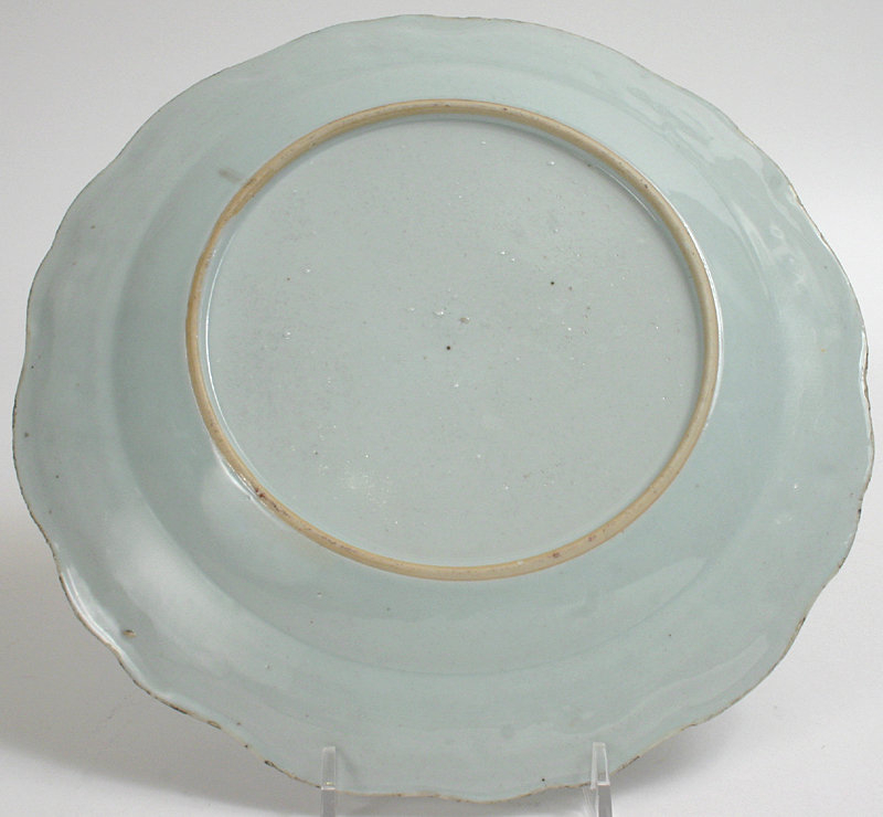 Pair Chinese export Qianlong porcelain plates, 18th C.