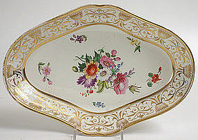 English porcelain floral dessert serving dish, c.1815