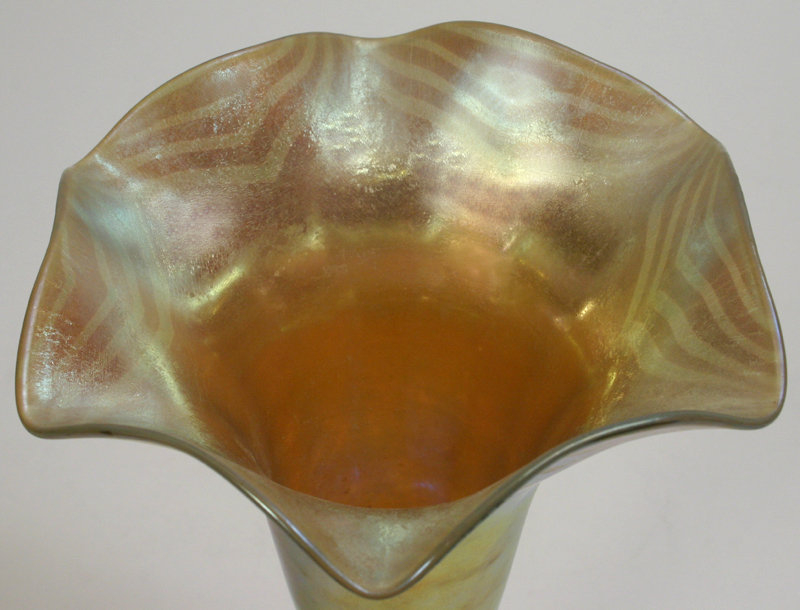 Frederick Carder Steuben gold aurene art glass vase