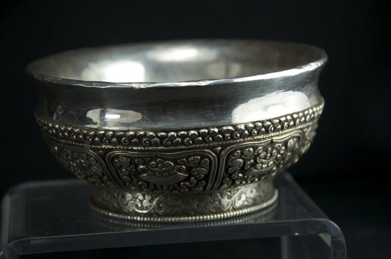 A Fine Tsampa Bowl, Tibet, 19th C.