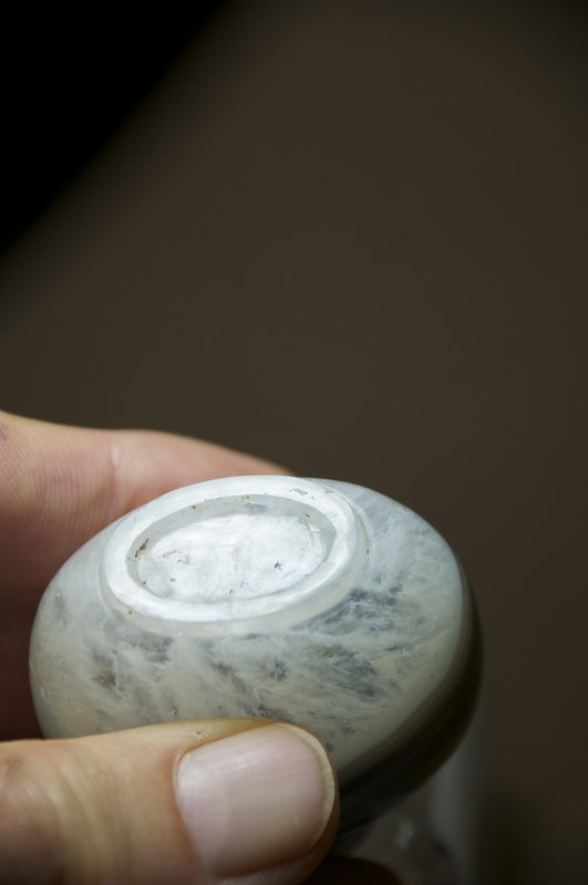 Important &amp; Rare Agate Snuff Bottle, China, 19th C.