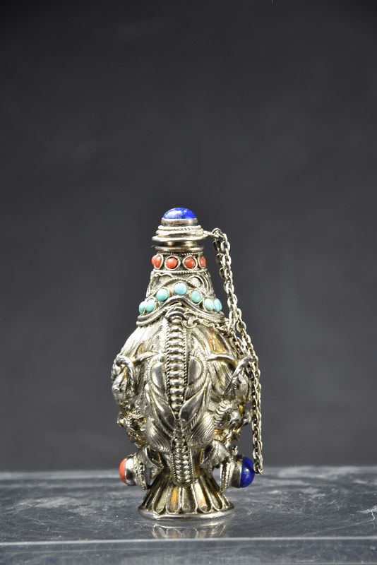 Silver Snuff Bottle, Tibet, 20th C.