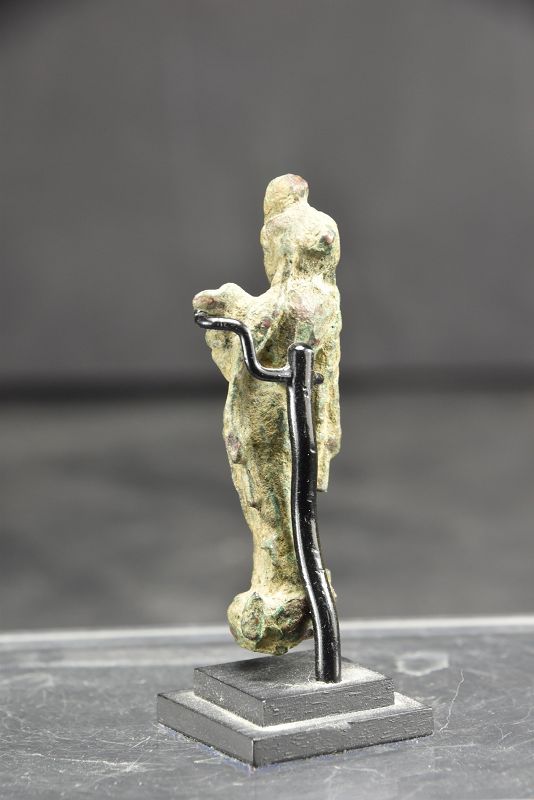 Miniature Statue of Avalokiteshvara, China, Tang Dynasty
