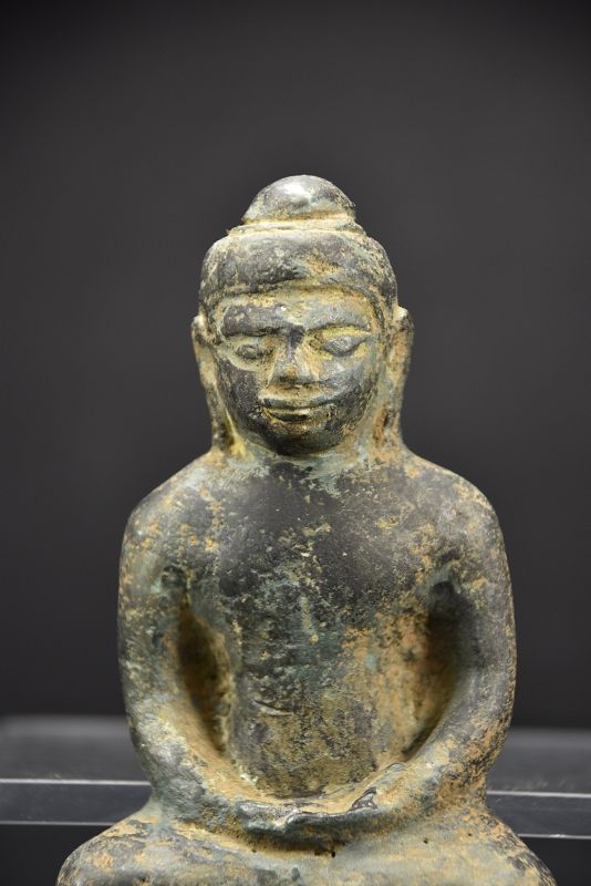 Statue of Buddha, Dvaravati Period, Ca. 9th C.