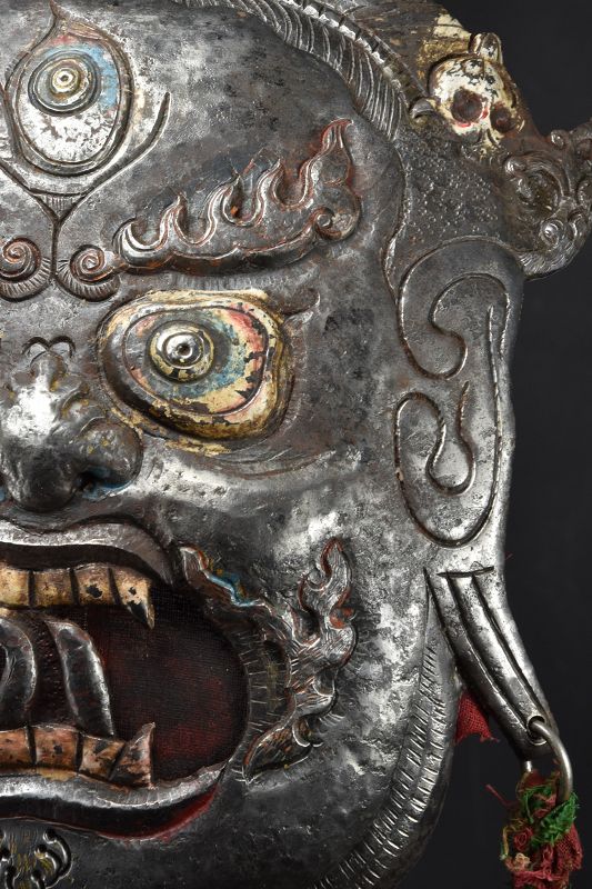 Rare &amp; Important Tibetan Mask of Mahakala