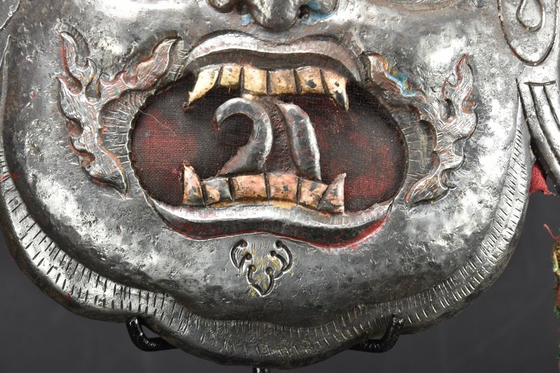 Rare &amp; Important Tibetan Mask of Mahakala