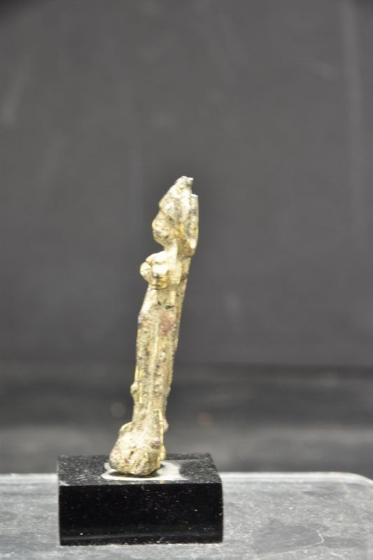 Miniature Gilt Bronze Statue of Avalokiteshvara, China, Sui Dynasty