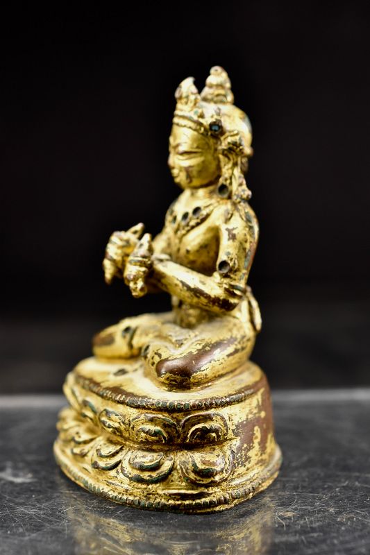 Important Gilt Bronze Statue of Vajradhara, Nepal, 15th to 16th C.