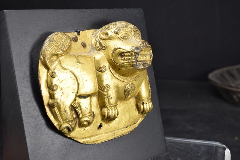 Snow Lion Plate, Tibet, Early 19th Century