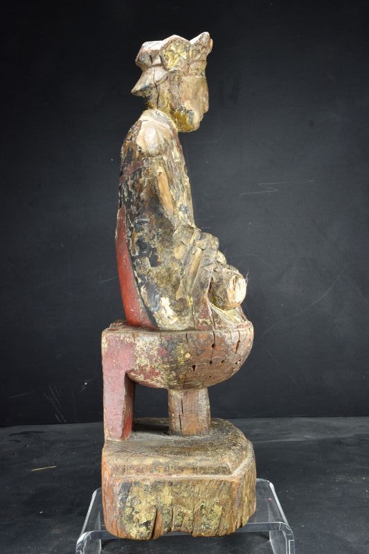 Statue of Crowned Buddha, China, Early Qing Dynasty