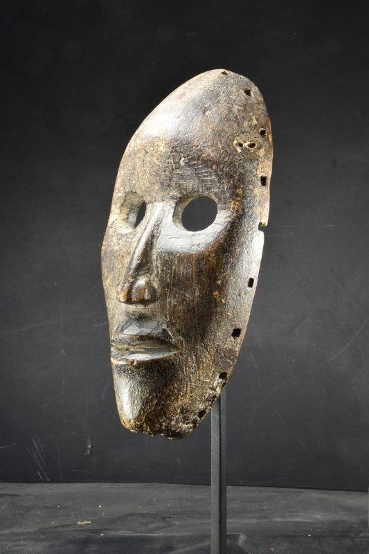Fine Dan Mask, Early 20th C., Liberia