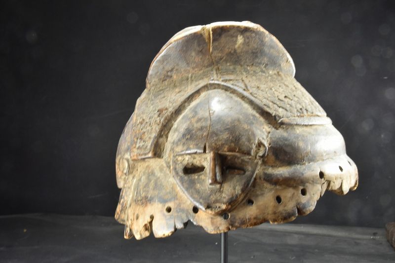 Mende Helmet Mask