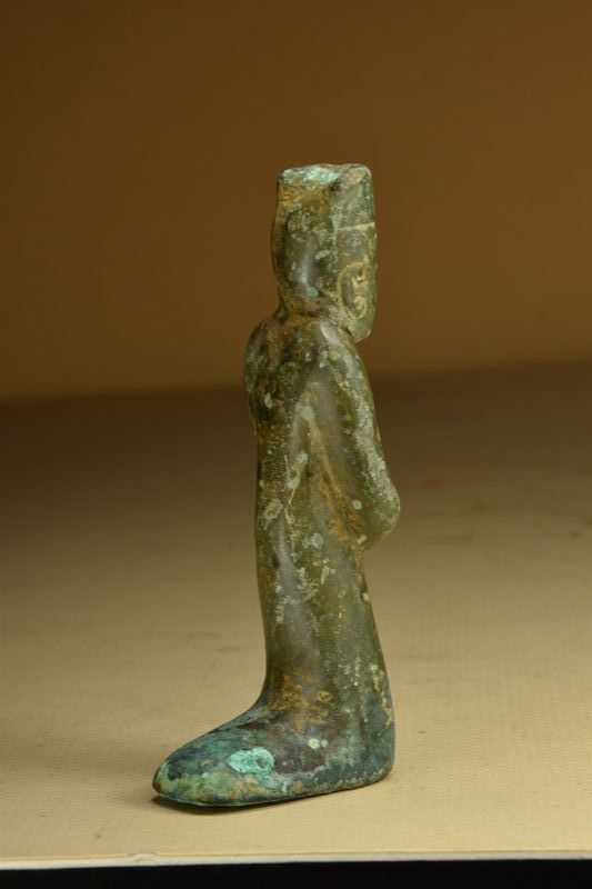 China Han Dynasty Miniature Statue of a Dignitary