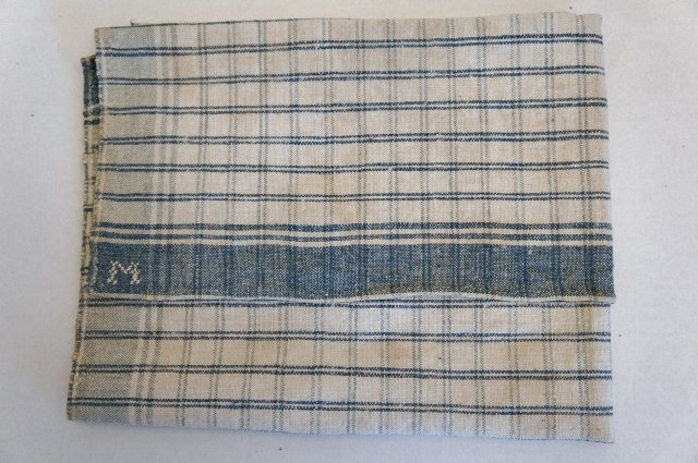Blue and white antique homespun handkerchief ex cond. 1830