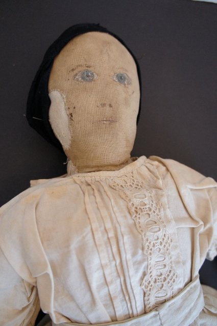 Sweet painted face antique cloth doll folky hands 21&quot;