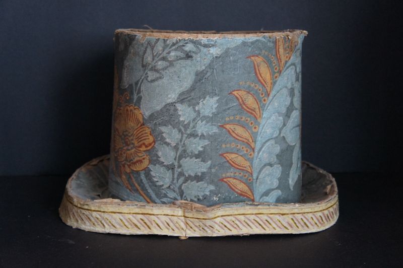 Outstanding antique blue and mustard wallpaper &quot; hat&quot; box 1830's