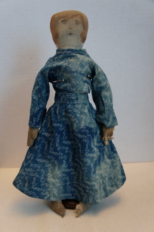 Girl next door with sweet face, nice calico dress 14&quot; doll