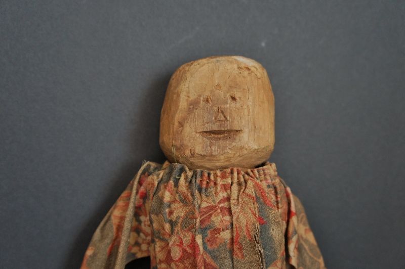 Early primitive wooden doll with great dress 1830 bed post wrench doll