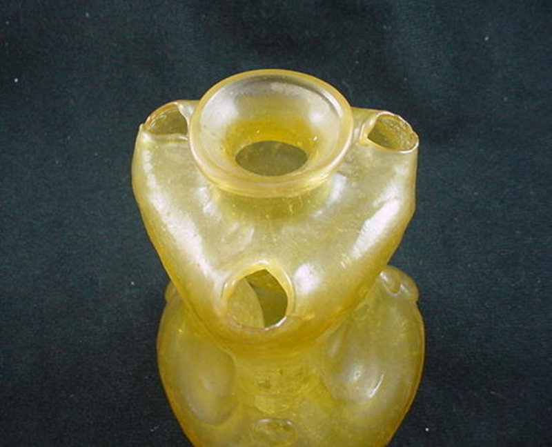 Consolidated Catalonian Honey Pinch Vase - 4 Hole