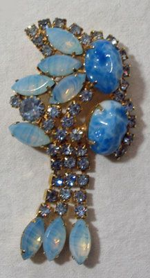 Juliana Brooch in Blue