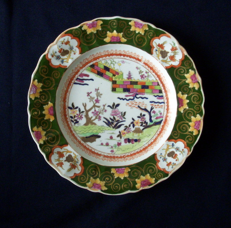 A pair of Mason's Patent Ironstone China plates