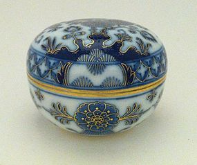 Meissen late 19th century round box