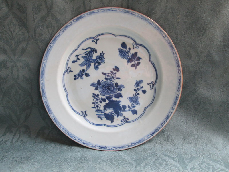 A blue &amp; white Chinese export plate 18th century