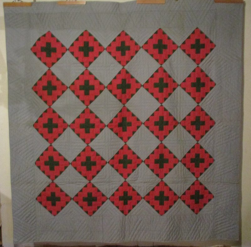 Geometric pieced cotton American quilt circa 1900