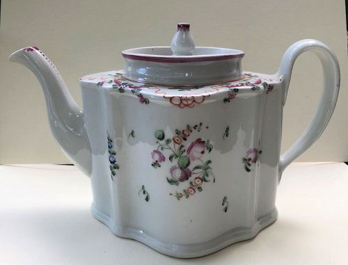 New Hall porcelain teapot English c. 1795